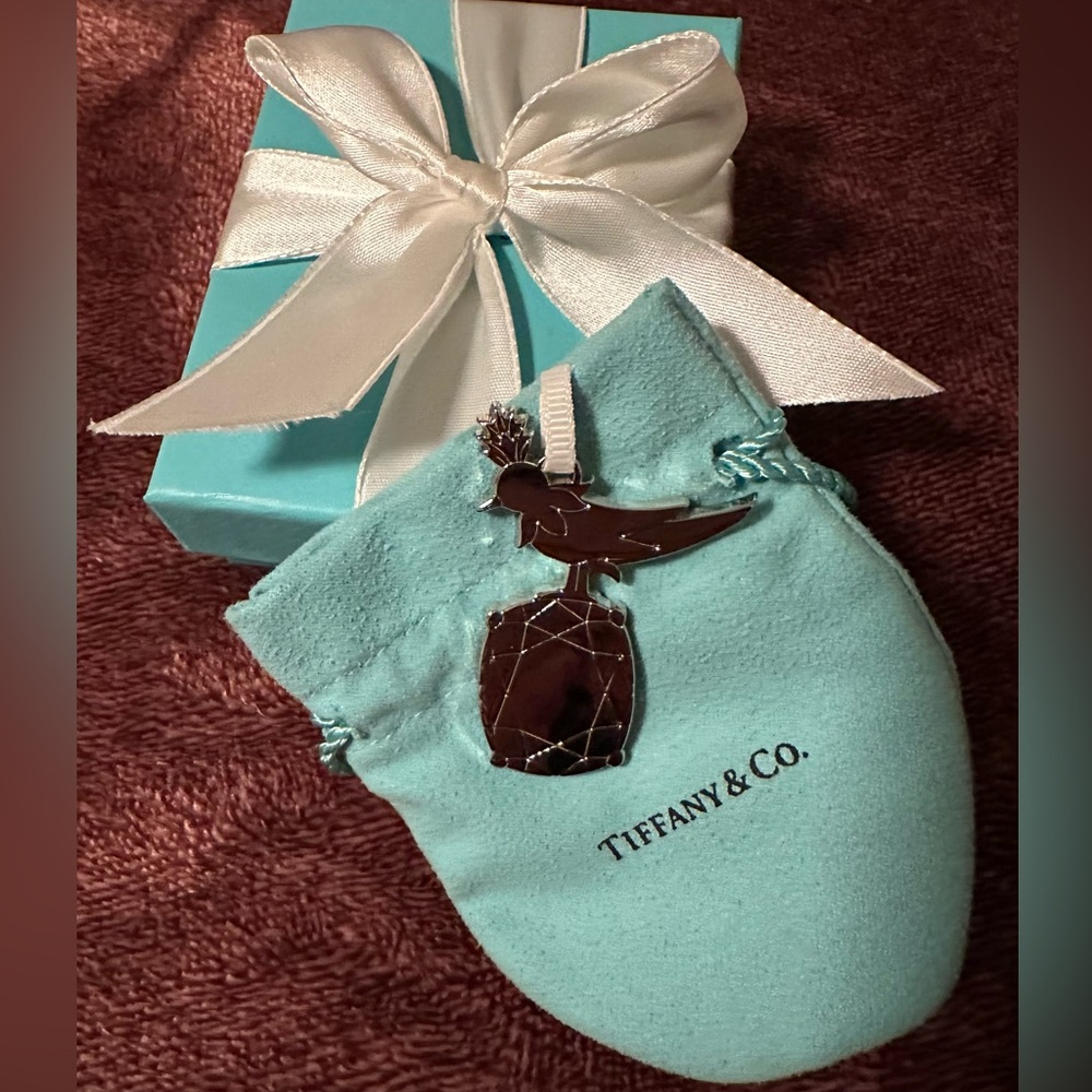 Tiffany & Co. Limited Silver Bird on a Rock Ornament/Charm